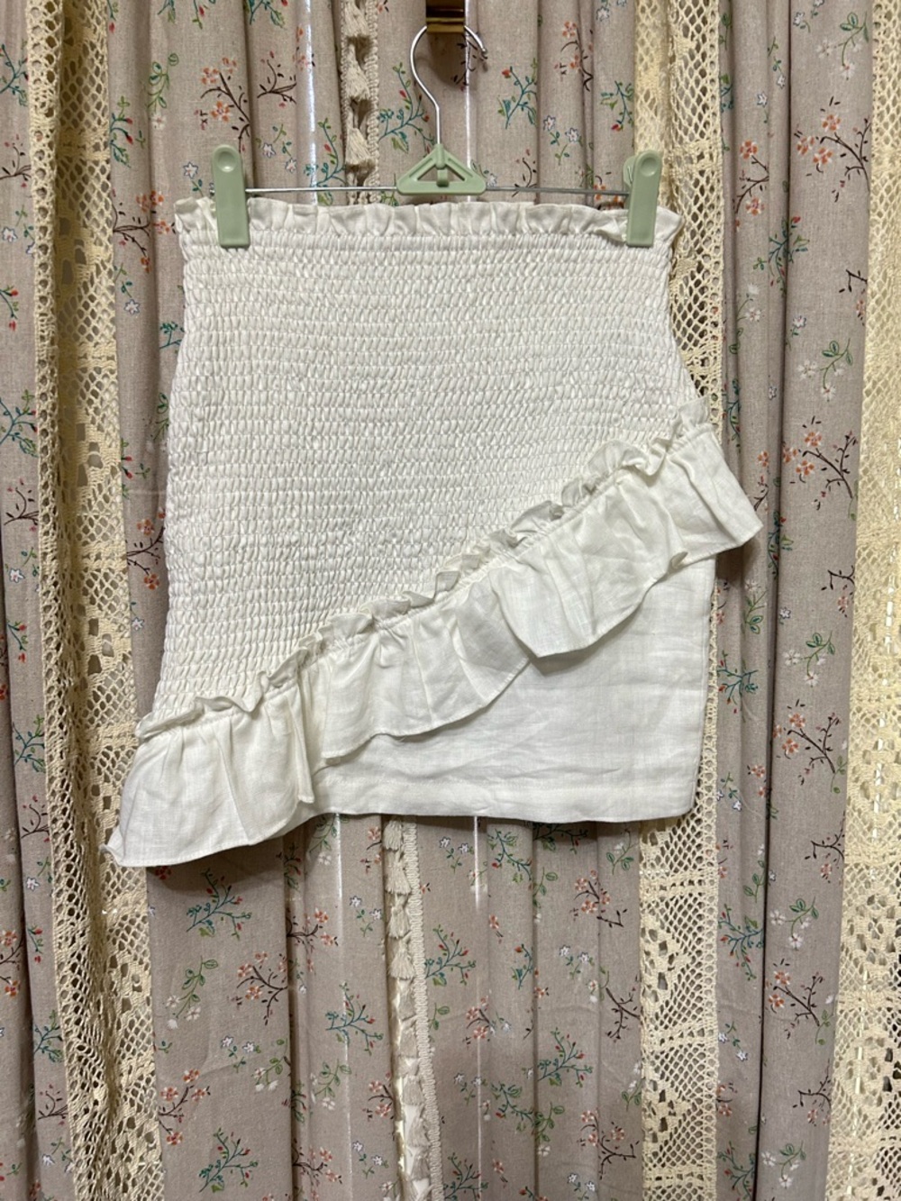 Grey Lab Linen Smocked Skirt XS White Asymmetrical Ruffle Hem NWOT